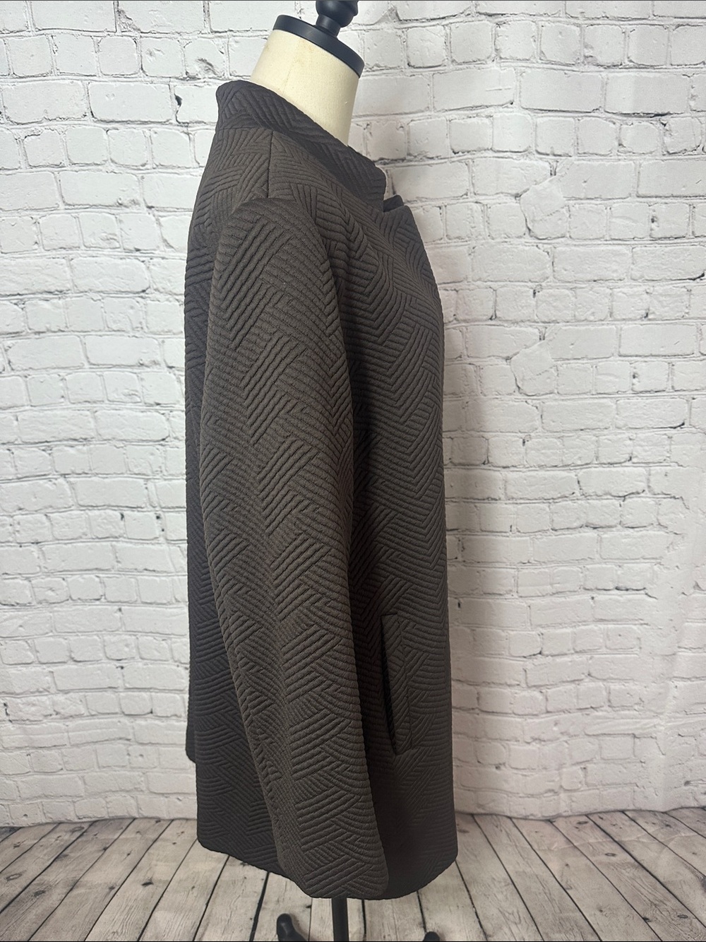 Chico's open-front textured topper jacket, Lined Chocolate Brown Size 3 or US 16 - Picture 4 of 7